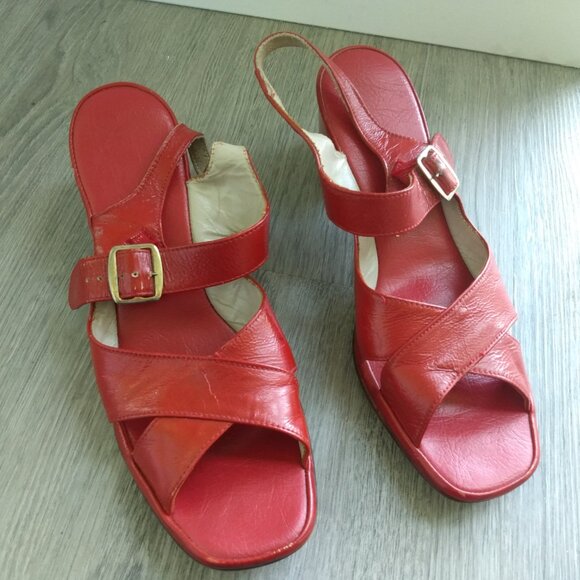 Vintage Red Shoes Size 8 / 9 Chunky Heels Strappy Slingbacks - Picture 2 of 15